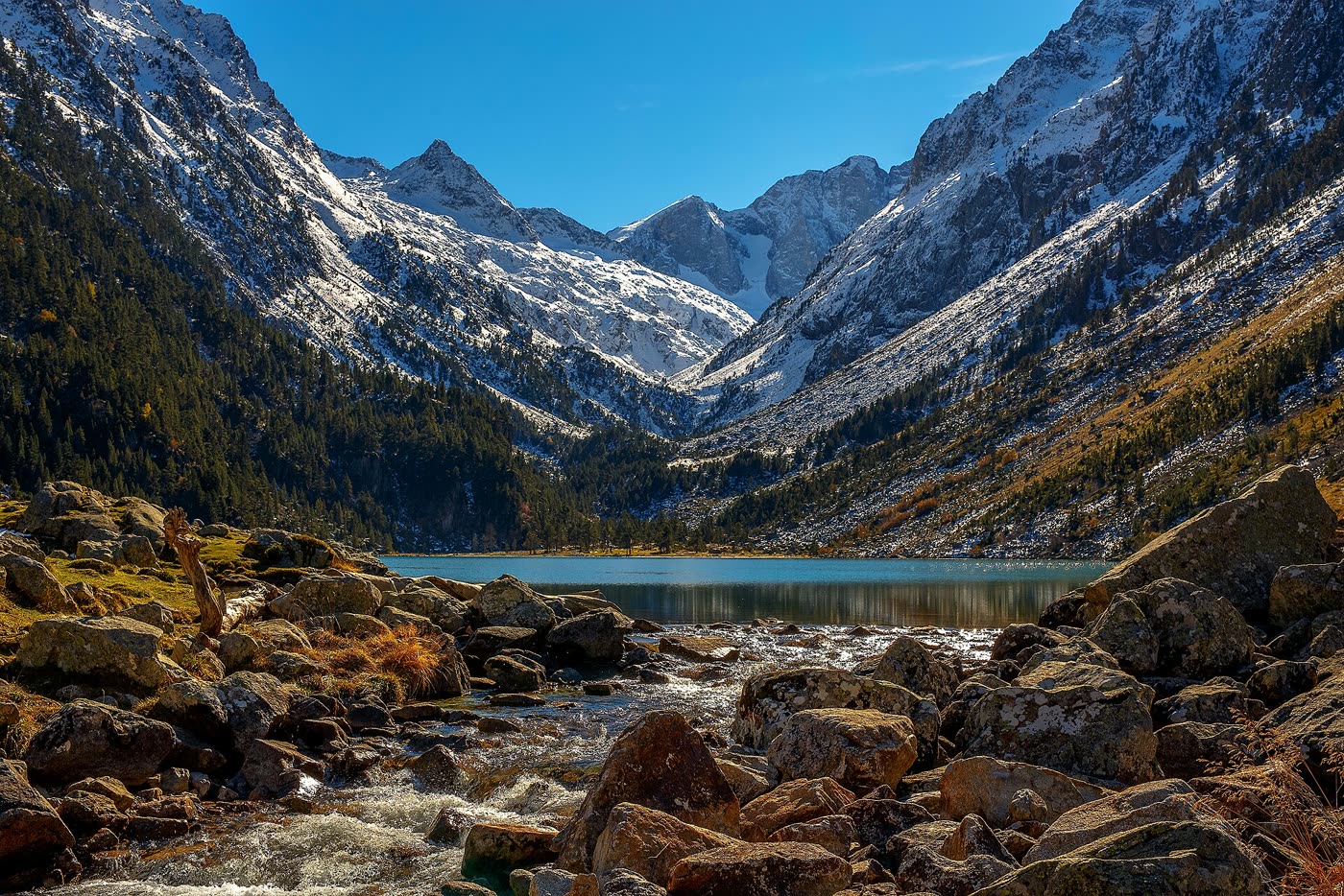 Lac de Gaube depuis le Pont d'Espagne